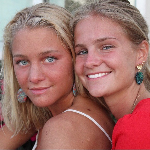 Meet your Posher, Catherine - Picture 1 of 1